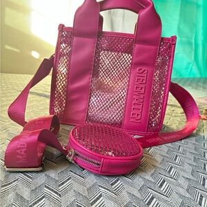 Steve Madden Fuchsia Mesh Crossbody Bag Set